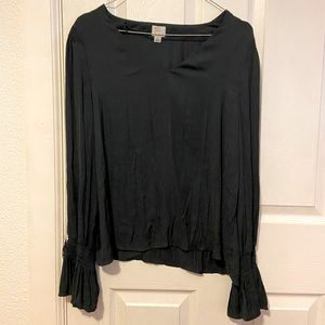 Long sleeve, satin style, grey/black blouse